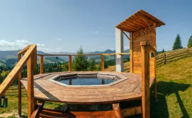 РЕЛАКС-ДЕНЬ | Джипінг + гуцульський обід + купання в чанах | ЩОДНЯ