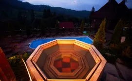 Котедж 12 місяців - Травень