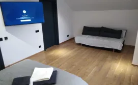 Приватна садиба Riverside