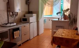 Квартира Однокімнатна квартира подобово, Пр. Миру 8-А, 4 поверх