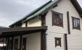 Приватний сектор Поляниця деревяний будинок з каміном відпочинок в Карпатах Буковель