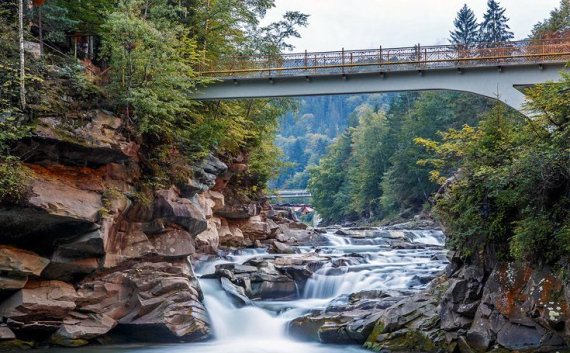 Водоспад Пробій (Яремче)