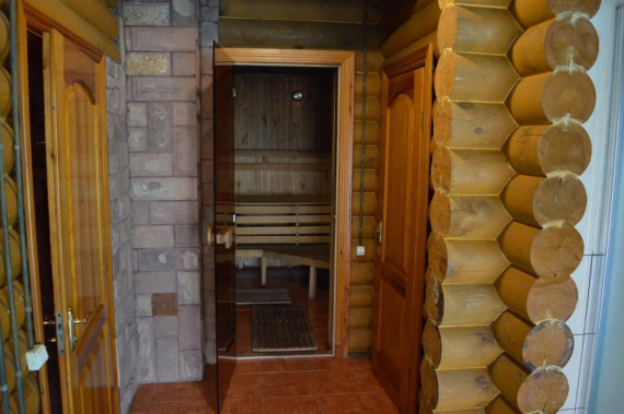 Котедж з басейном - сауна