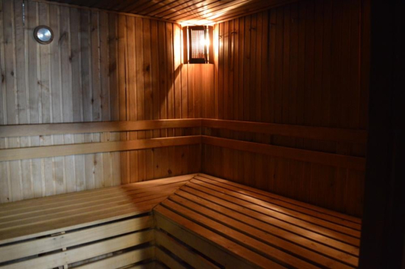 Котедж з басейном - сауна