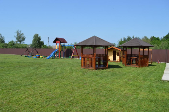 Приватна садиба Сонячна №5