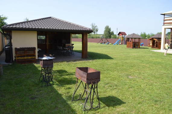 Приватна садиба Сонячна №8