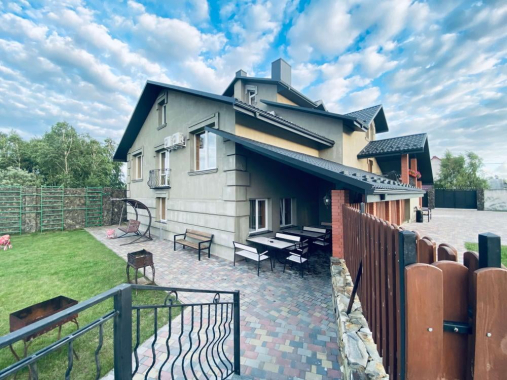 Територія бази відпочинку 4 сезони