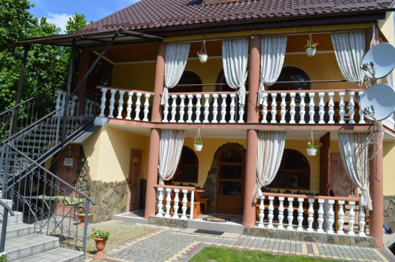 Апартамент на 8 чоловік<br />Поверх Апартамент на 8 чоловікПоверх