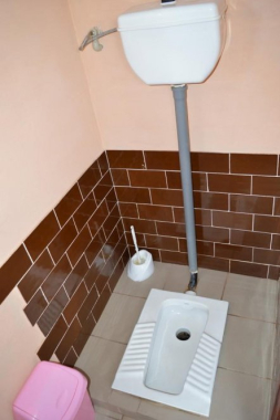 Тримісний Тримісний