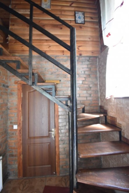 Окремий будинок на 4 людини Окремий будинок на 4 людини