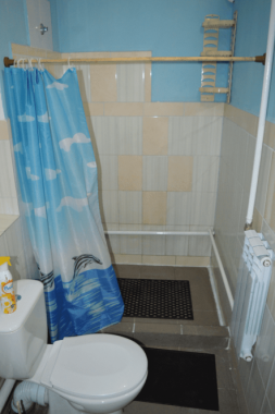 Двомісний зі зручностями Двомісний зі зручностями