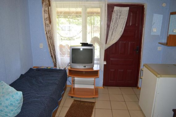 Чотиримісний економ Чотиримісний економ