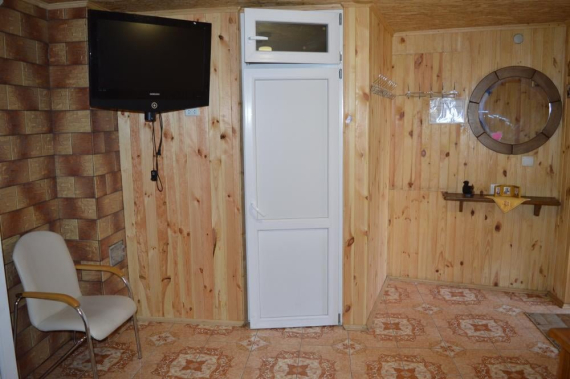 Окремий будинок на 10 чоловік<br />Будинок з сауною Окремий будинок на 10 чоловікБудинок з сауною