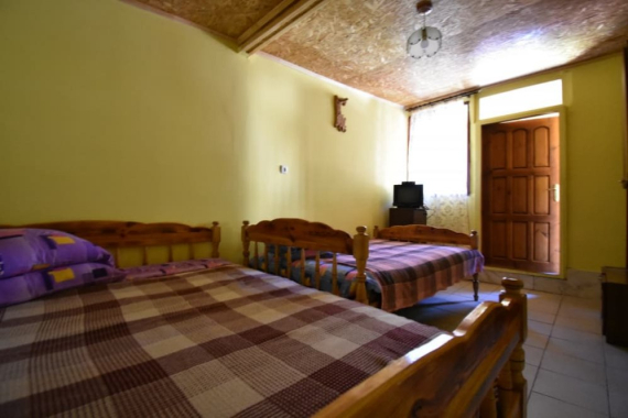 Чотиримісний зі зручностями Чотиримісний зі зручностями