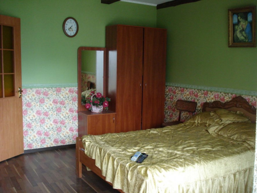 Двомісний з санвузлом Двомісний з санвузлом