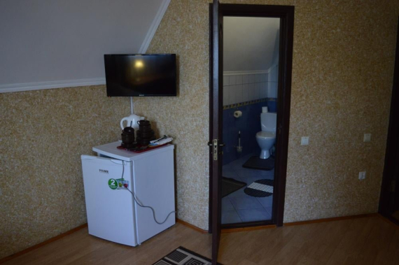 Чотиримісний Чотиримісний