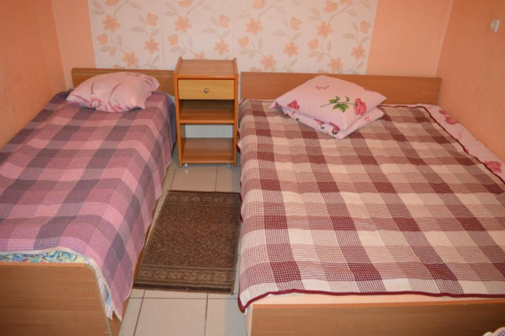 Чотиримісний економ Чотиримісний економ