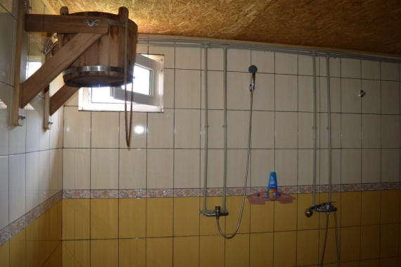 Окремий будинок на 10 чоловік<br />Будинок з сауною Окремий будинок на 10 чоловікБудинок з сауною