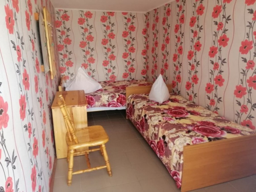 Тримісний Тримісний