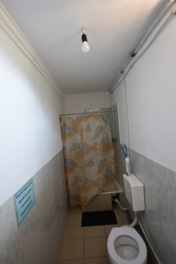 Окремий будинок на 4 людини<br />зі зручностями Окремий будинок на 4 людинизі зручностями