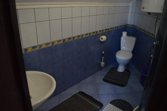 Чотиримісний Чотиримісний