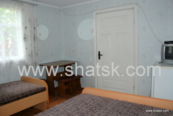 Тримісний Тримісний