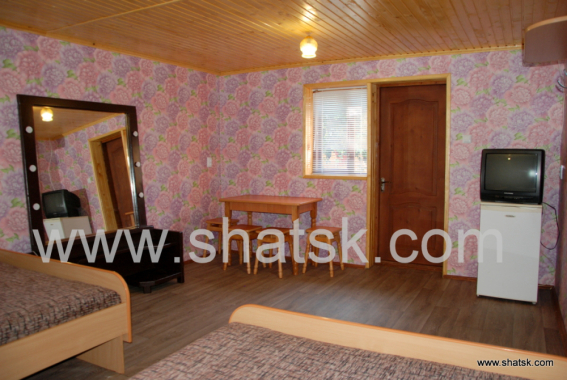 Чотиримісний Чотиримісний