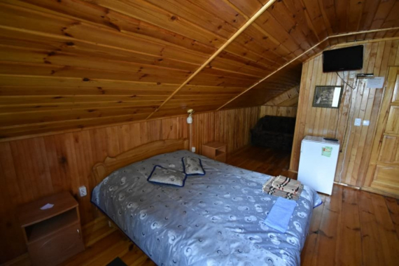 Двомісний Двомісний