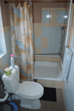 Двомісний зі зручностями Двомісний зі зручностями