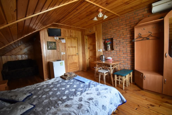 Двомісний Двомісний