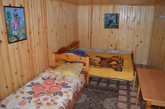 Тримісний Тримісний