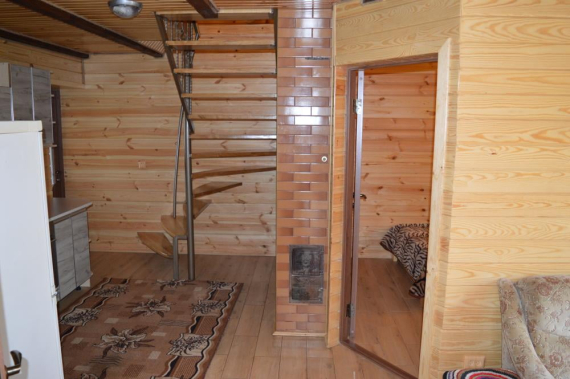 Окремий будинок на 8 чоловік Окремий будинок на 8 чоловік