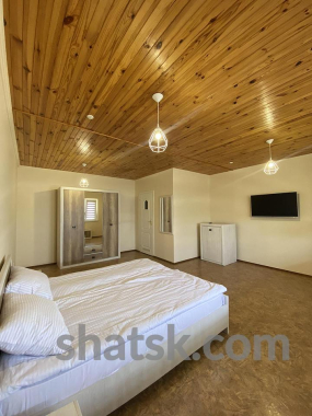 Двухместный з виглядом на озеро Двухместный з виглядом на озеро