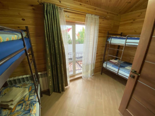 Семимісний Семимісний